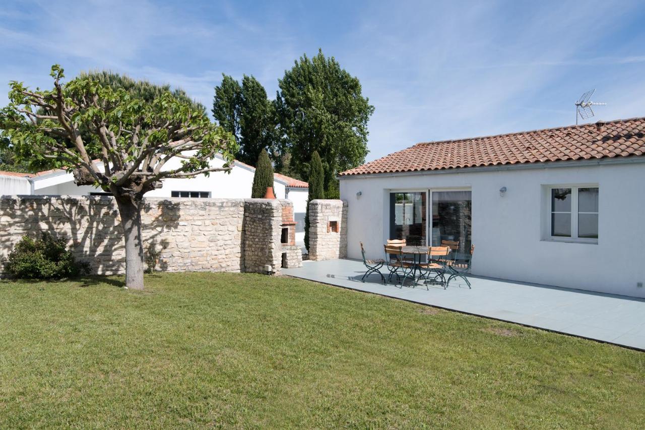Maison Thalaos La Flotte Luaran gambar